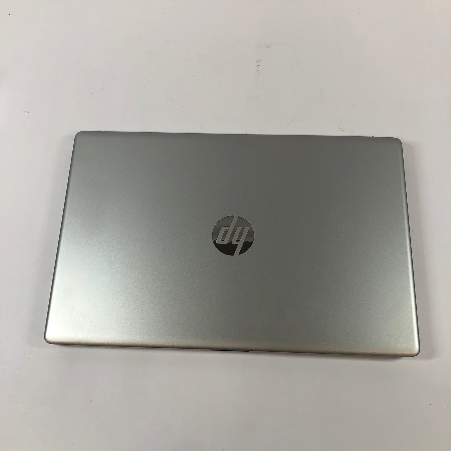 HP Laptop 17-CN0015DS 17.3" Pentium Gold 7505 2.0GHz 8GB RAM 512GB HDD