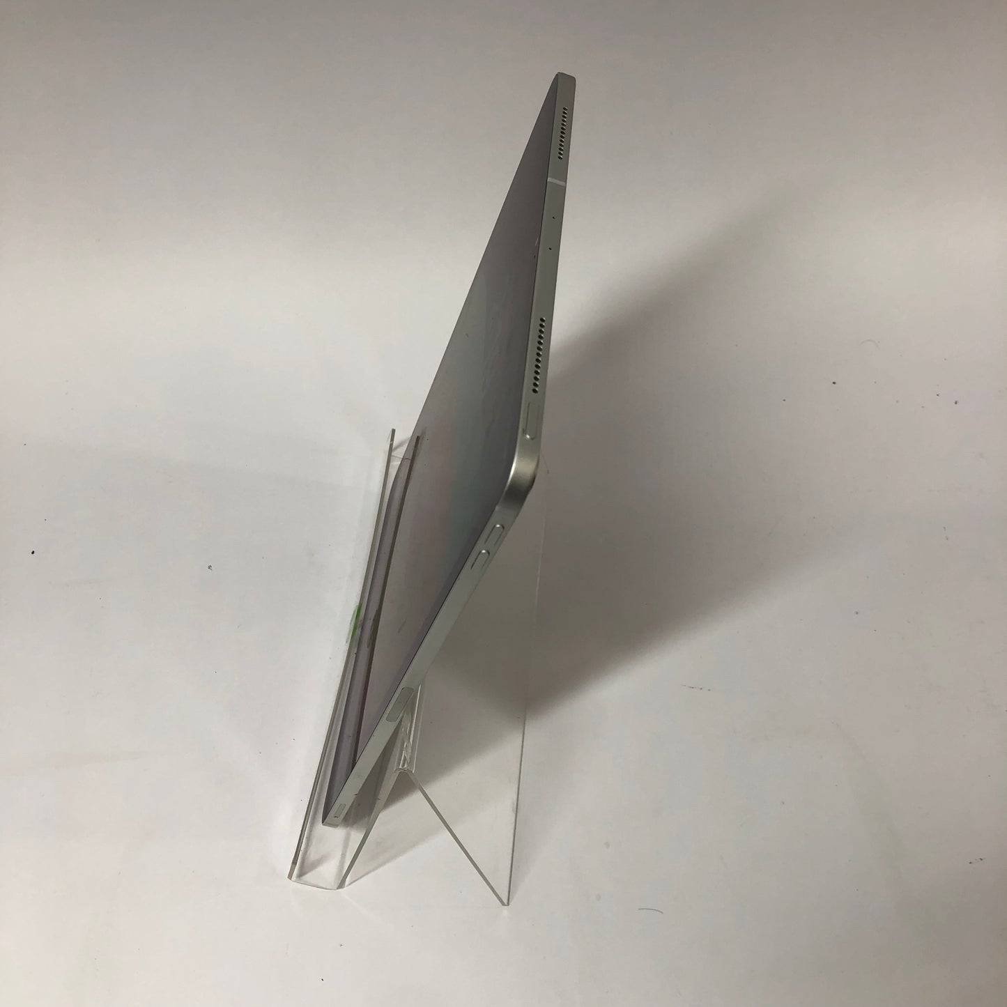 Unlocked Apple iPad Pro 11" 1st Gen 1TB Silver MU282LL/A