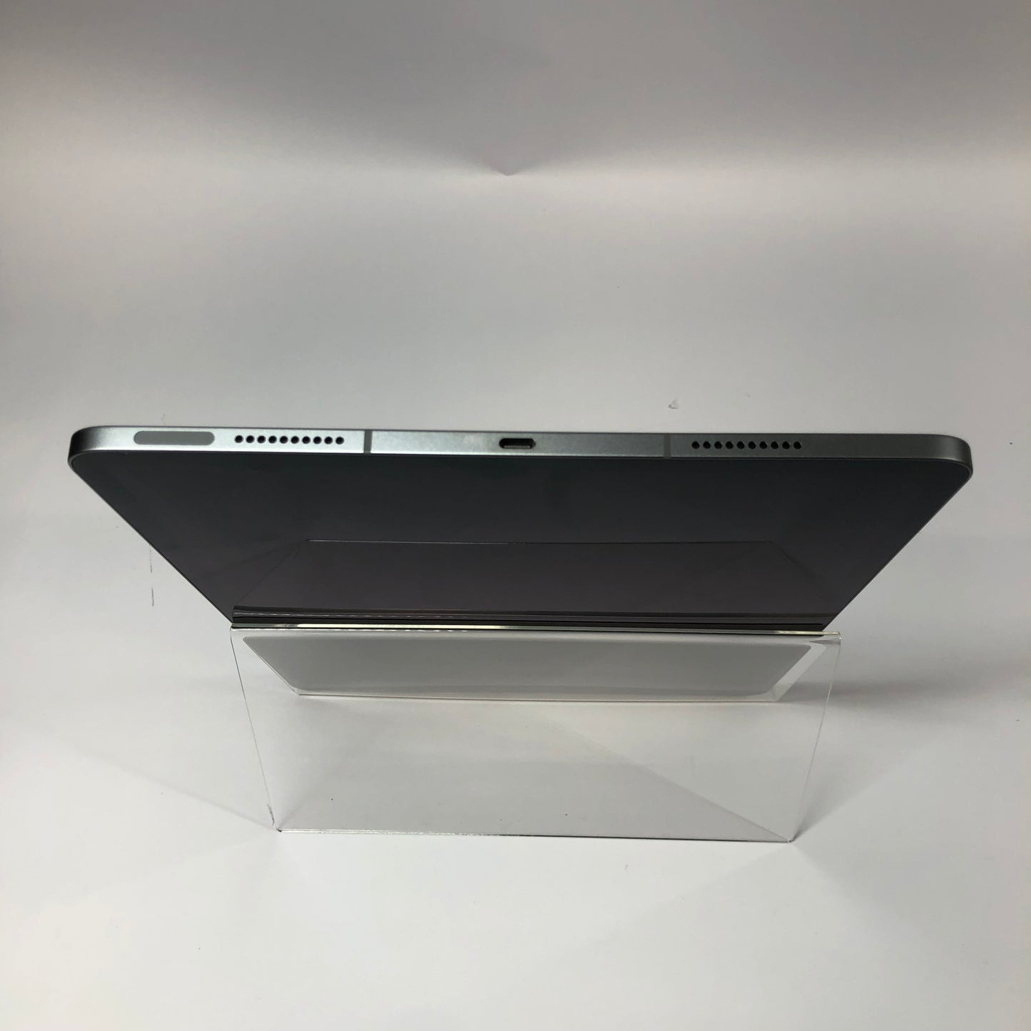 WiFi Only Apple iPad Pro 12.9" 6th Gen 128GB 18.5 Silver MP5X3LL/A