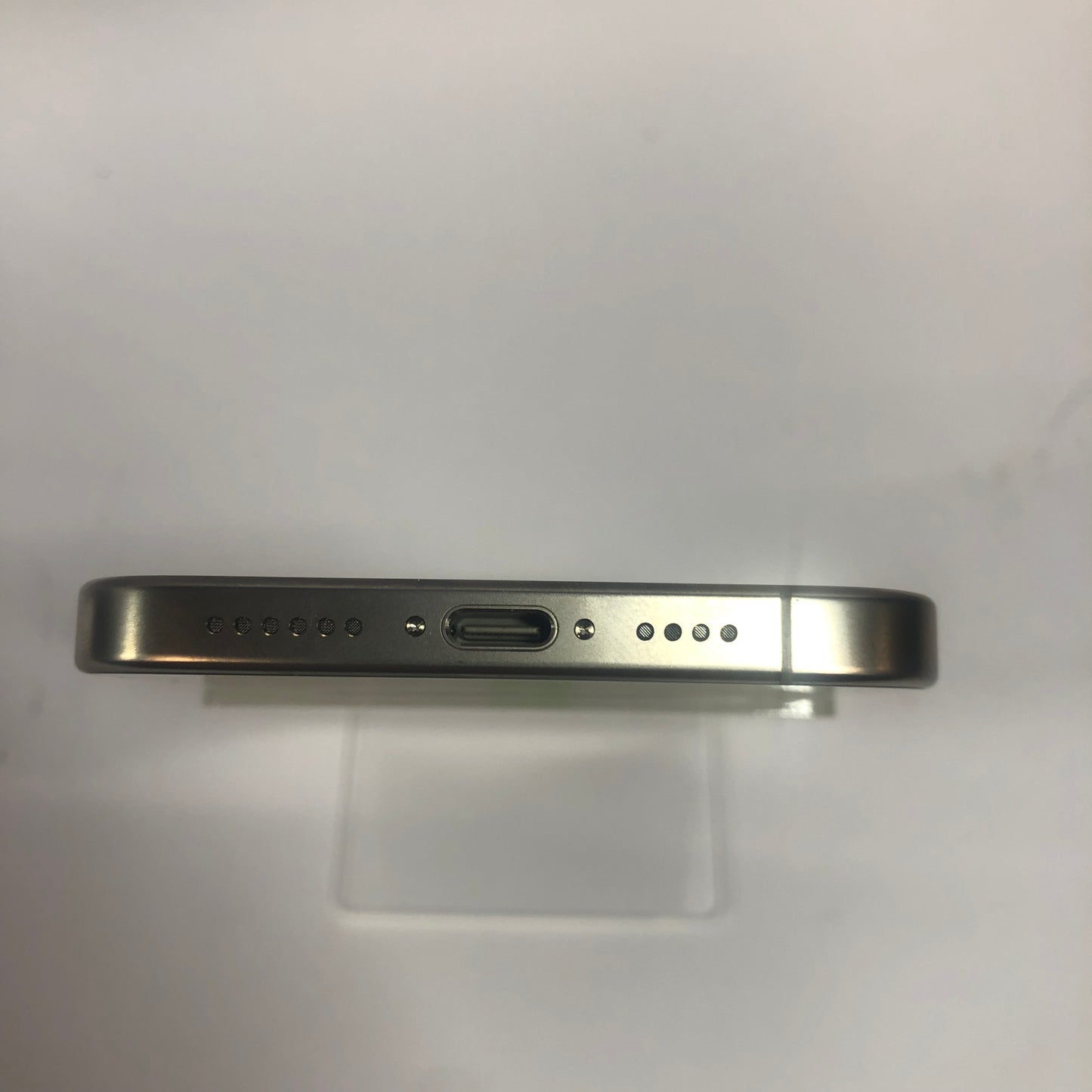 Unlocked Apple iPhone 16 Pro Max 1TB 18.5 Natural Titanium MYWF3LL/A