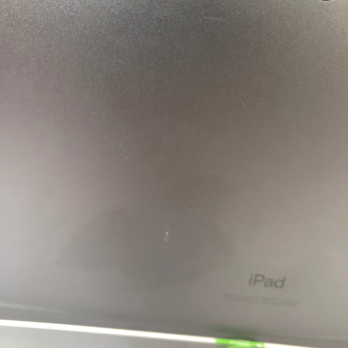 Unlocked Apple iPad Pro 12.9" 5th Gen 1TB 18.5 Space Gray MHP13LL/A