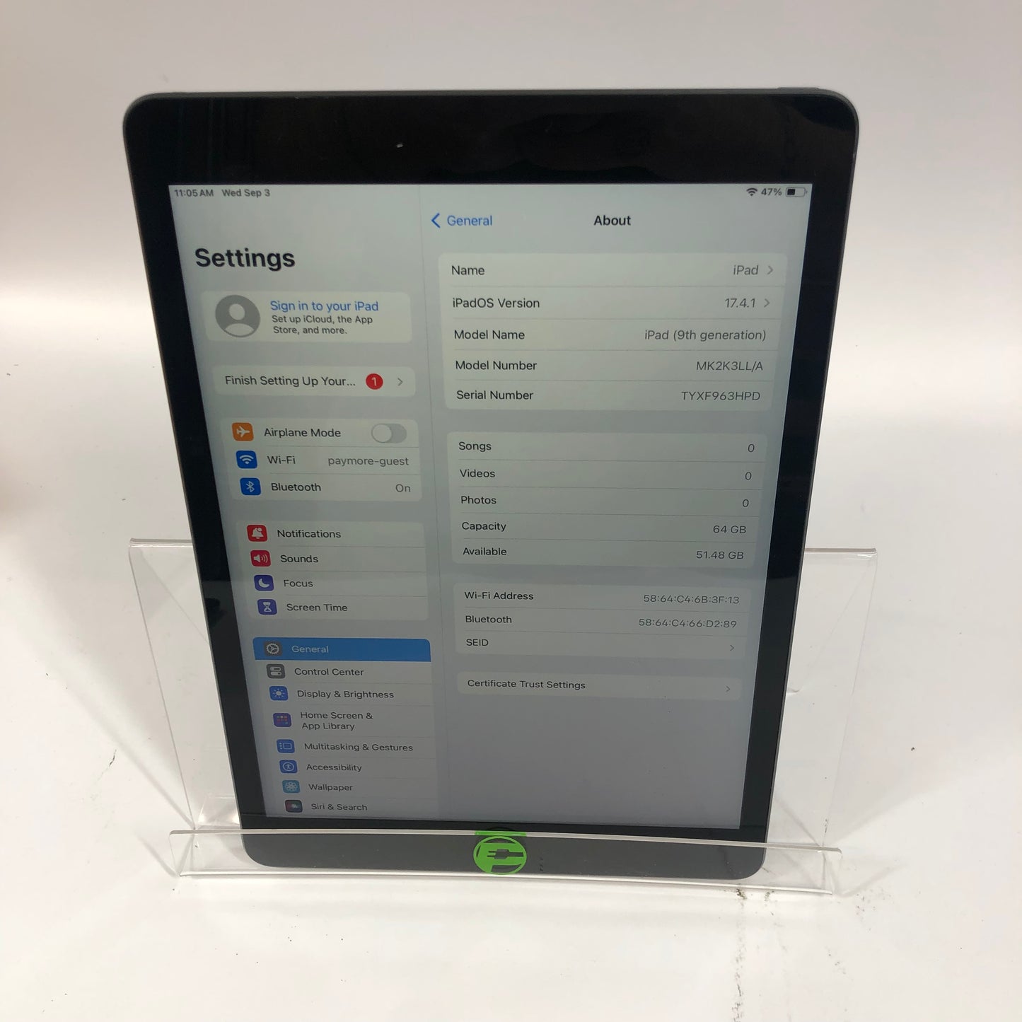WiFi Only Apple iPad 9th Gen 64GB 17.4.1 Space Gray MK2K3LL/A