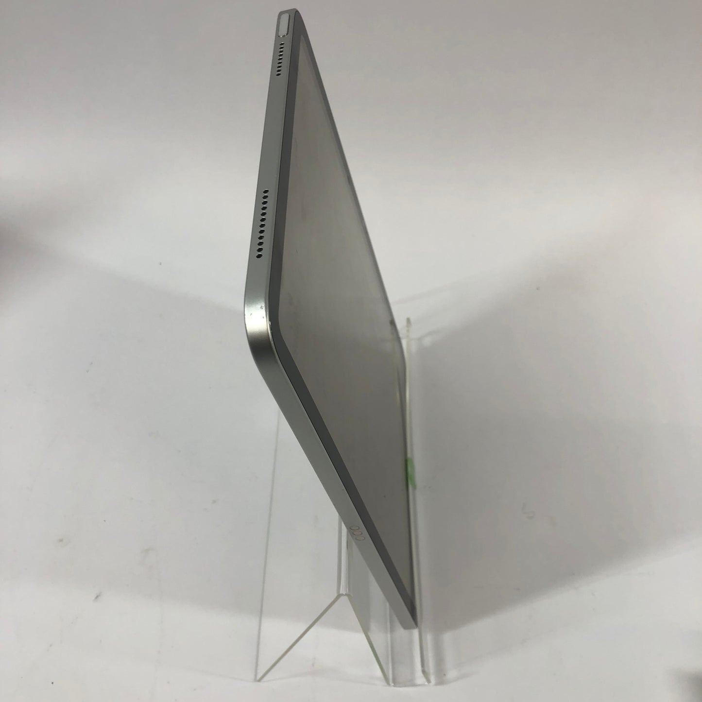 WiFi Only Apple iPad 11" (A16) 128GB 18.5 Silver MD3Y4LL/A