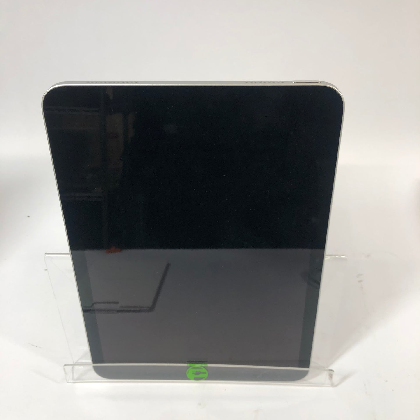 WiFi Only Apple iPad 11" (A16) 128GB 18.5 Silver MD3Y4LL/A
