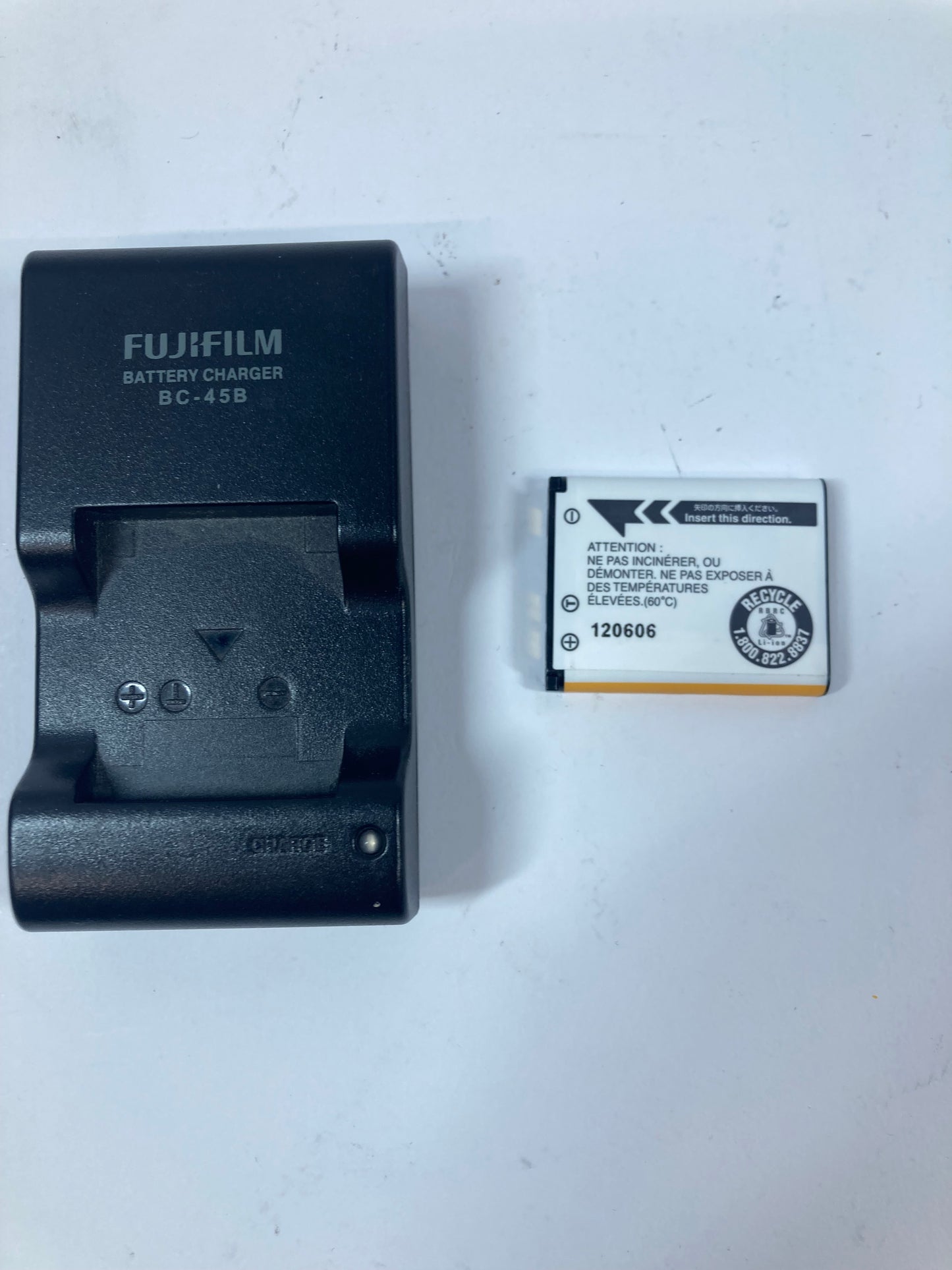 Fujifilm FinePix XP50 14MP Waterproof Shockproof Digital Camera