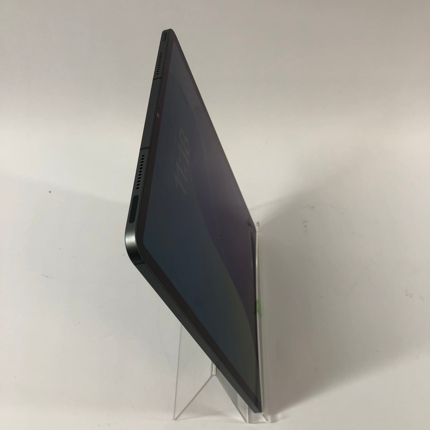 Unlocked Apple iPad Pro 12.9" 5th Gen 256GB 18.5 Space Gray MHNW3LL/A