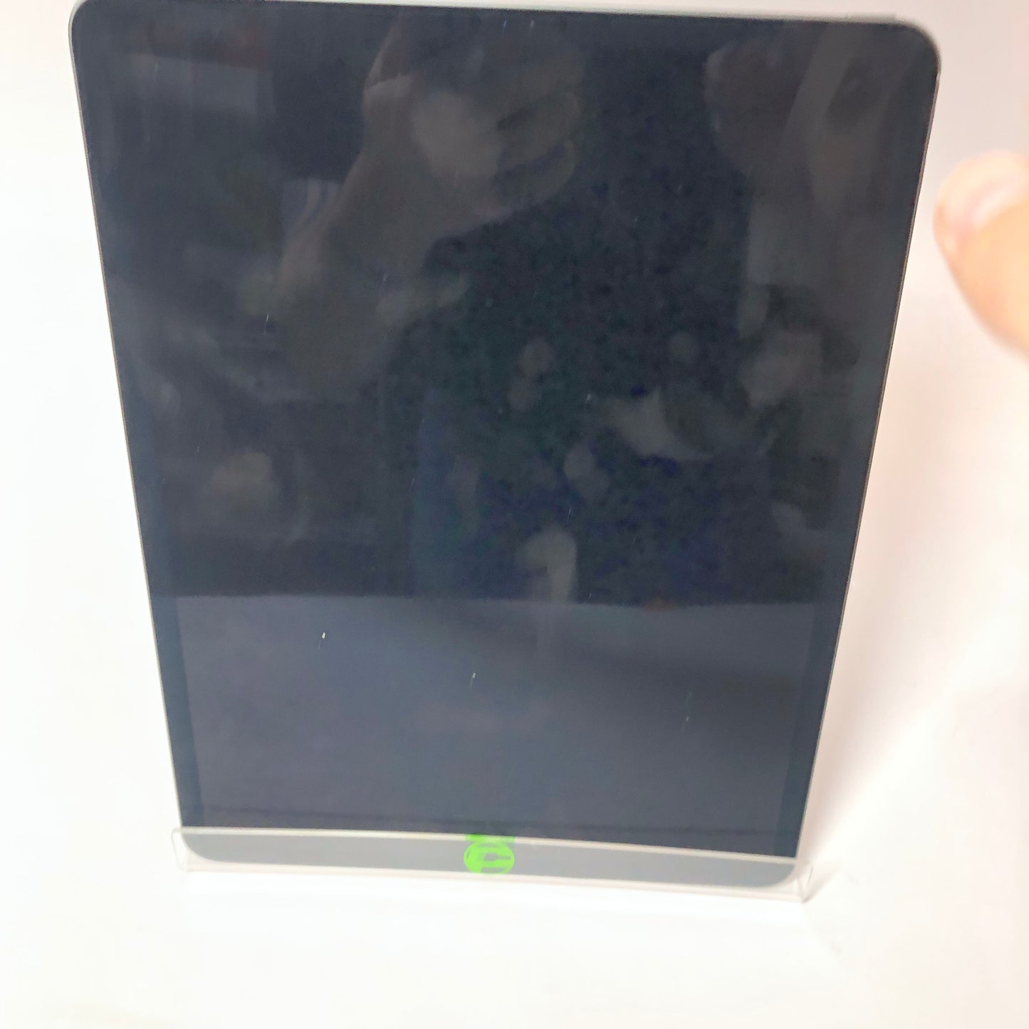 WiFi Only Apple iPad Pro 12.9" 4th Gen 512GB Space Gray MXAV2LL/A