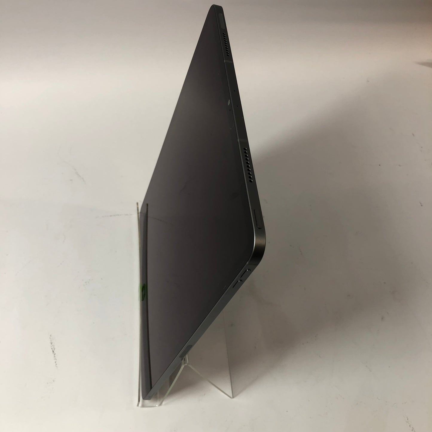 Unlocked Apple iPad Pro 12.9" 6th Gen 512GB Space Gray MP623LL/A