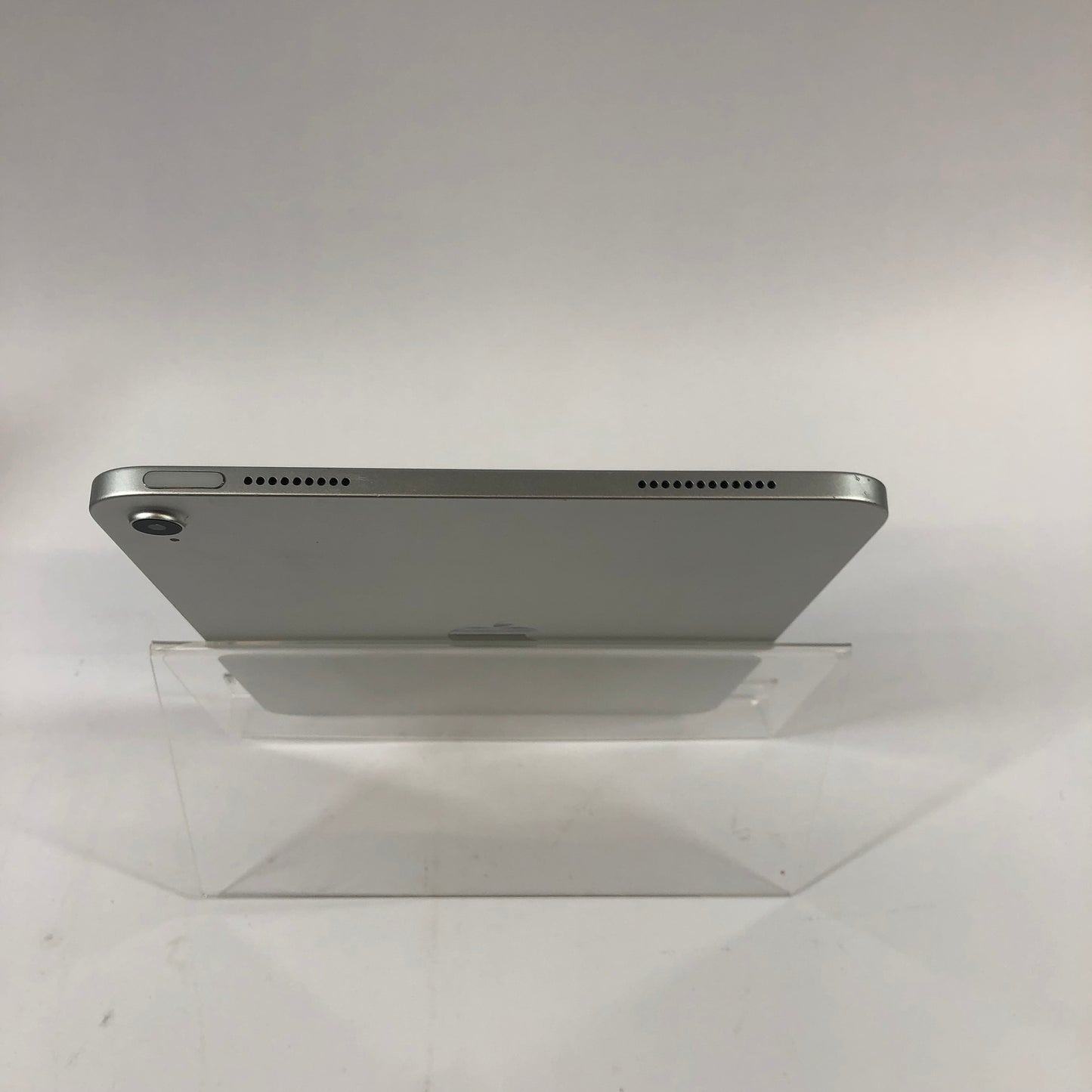 WiFi Only Apple iPad 11" (A16) 128GB 18.5 Silver MD3Y4LL/A