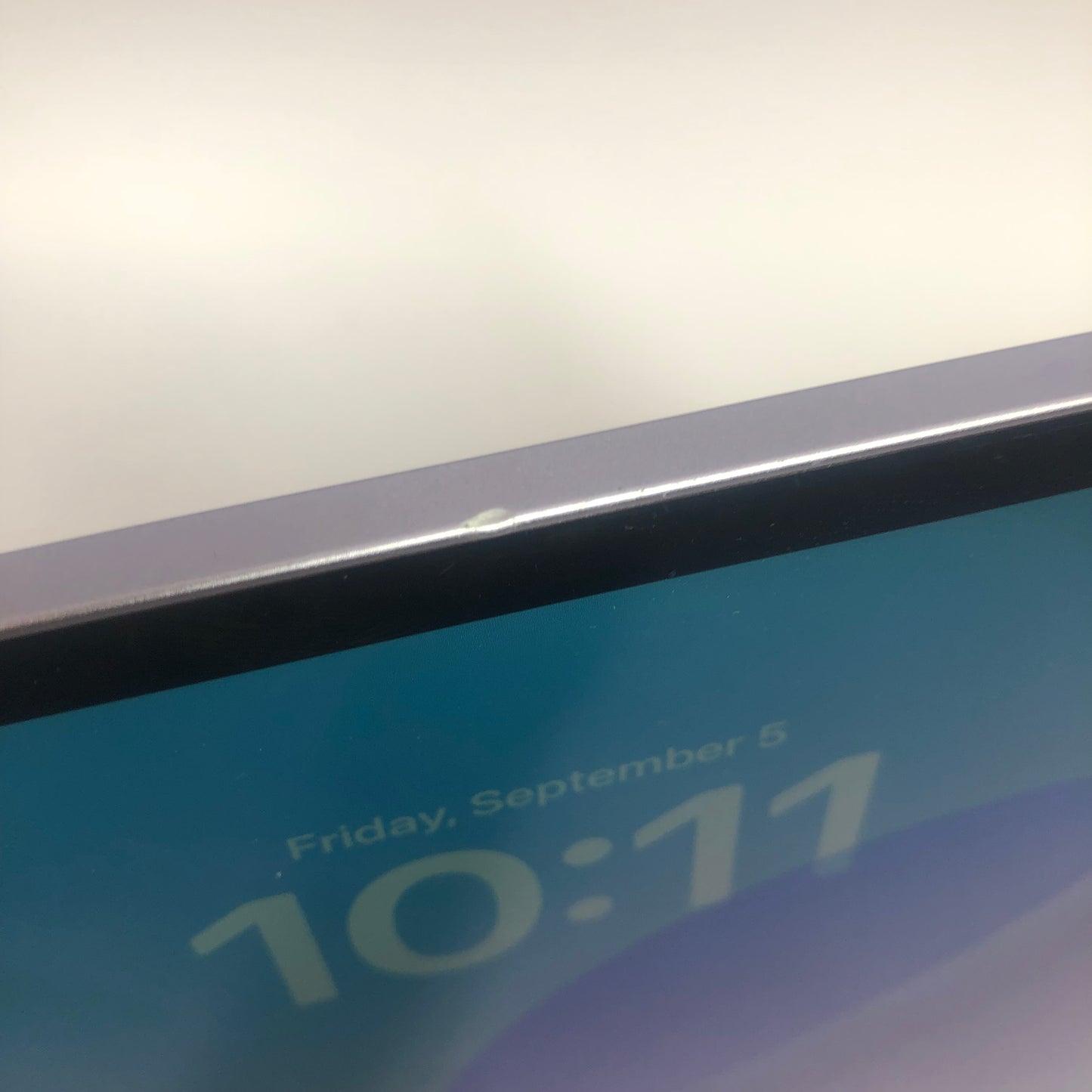 WiFi Only Apple iPad Air 13" M2 256GB 18.5 Purple MV2H3LL/A