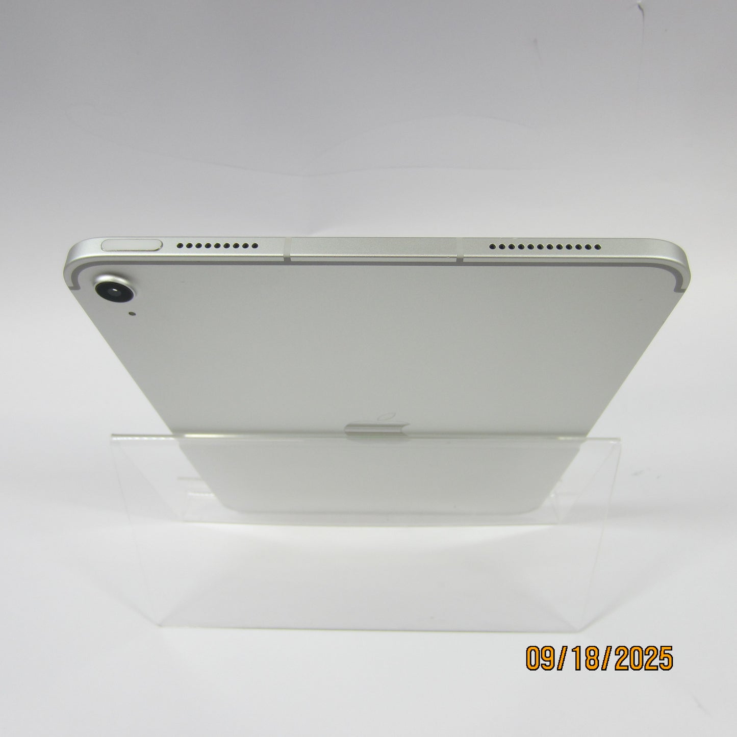 WiFi Only Apple iPad 11" (A16) 256GB Silver MD7K4LL/A