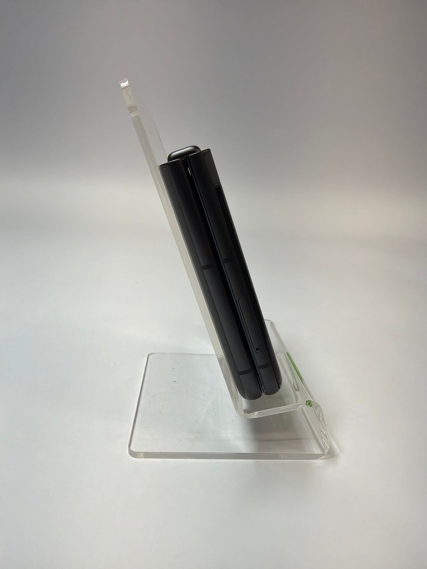 Metro Motorola motorola razr 256GB 15 Black XT2453-3