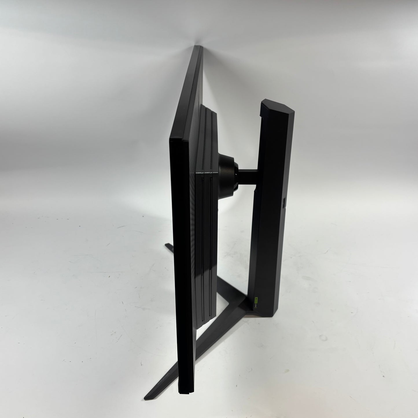 LG 27" 27GR93U-B 4K UHD IPS 144Hz Gaming Monitor UltraGear