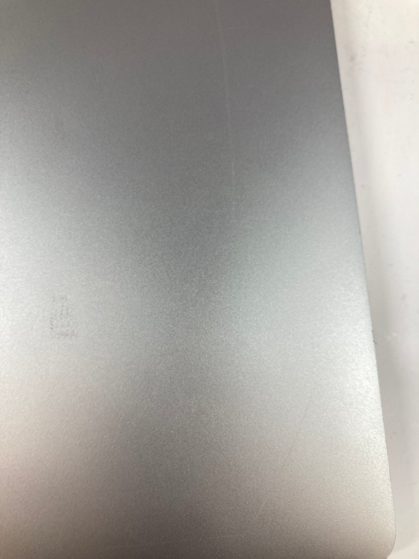 2019 Apple MacBook Pro 16" i7 2.6GHz 16GB RAM 1TB SSD Space Gray A2141 Scratches Dents