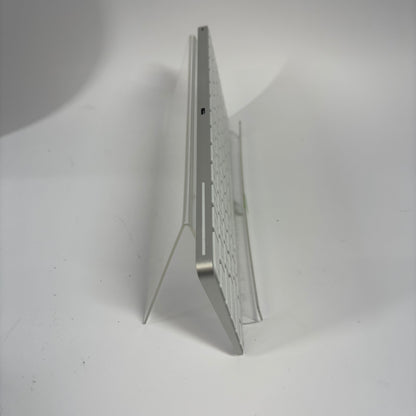 2024 Apple iMac 24" M4 4.5GHz 16GB RAM 256GB SSD Silver MWUC3LL/A