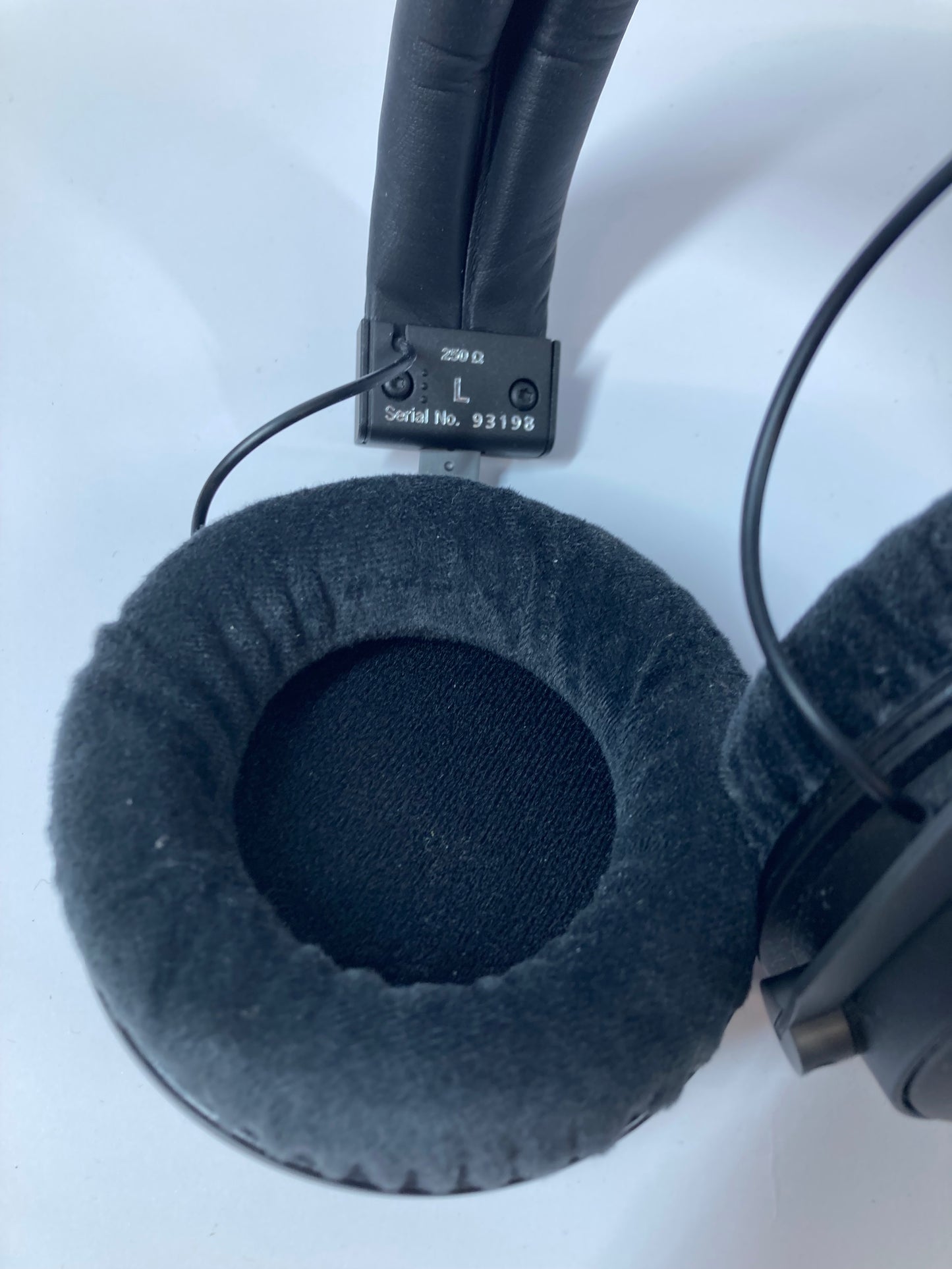BeyerDynamic DT 1990 Pro Black