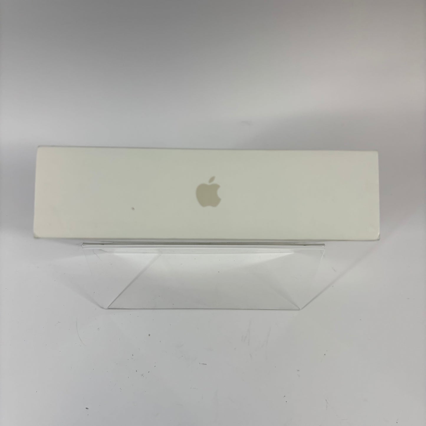 WiFi Only Apple iPad Air 5th Gen 64GB Silver MM9F3LL/A With Case