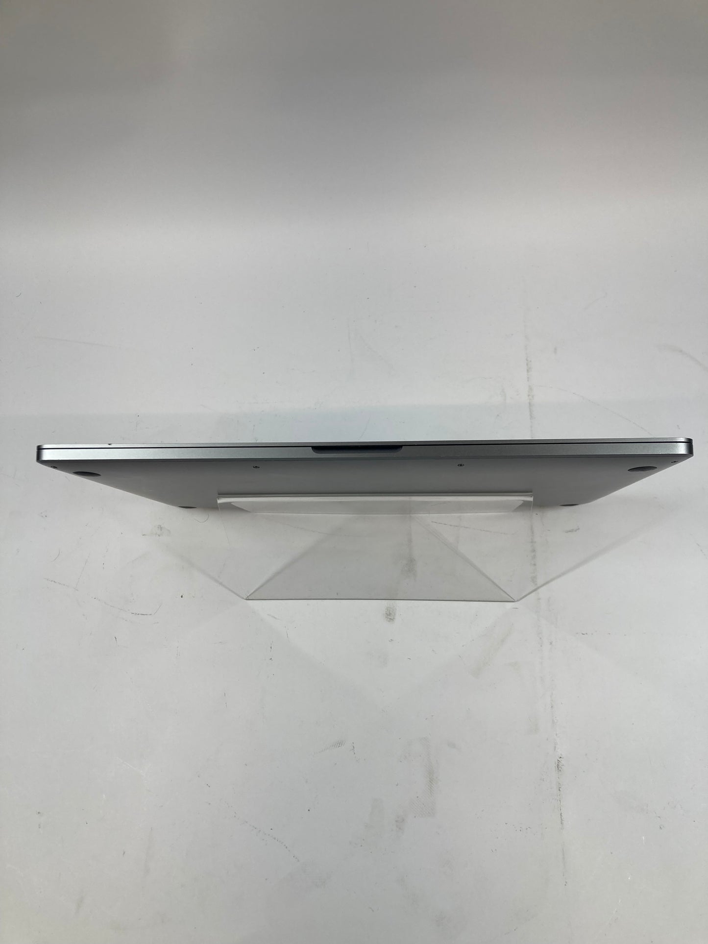 2019 Apple MacBook Pro 16" i7 2.6GHz 16GB RAM 1TB SSD Space Gray A2141 Scratches Dents