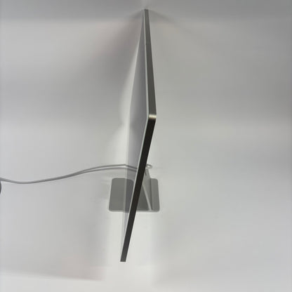 2024 Apple iMac 24" M4 4.5GHz 16GB RAM 256GB SSD Silver MWUC3LL/A