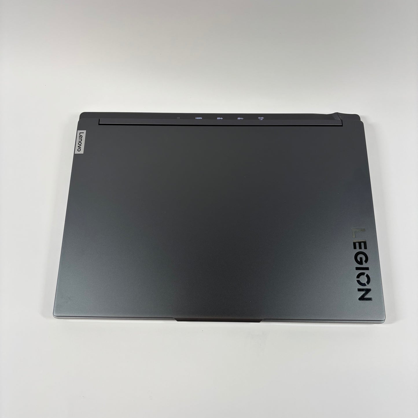 Lenovo Legion Slim 7 16" Ryzen 7 7840HS 3.8GHz 16GB 1TB  RTX 4060 Dented Case