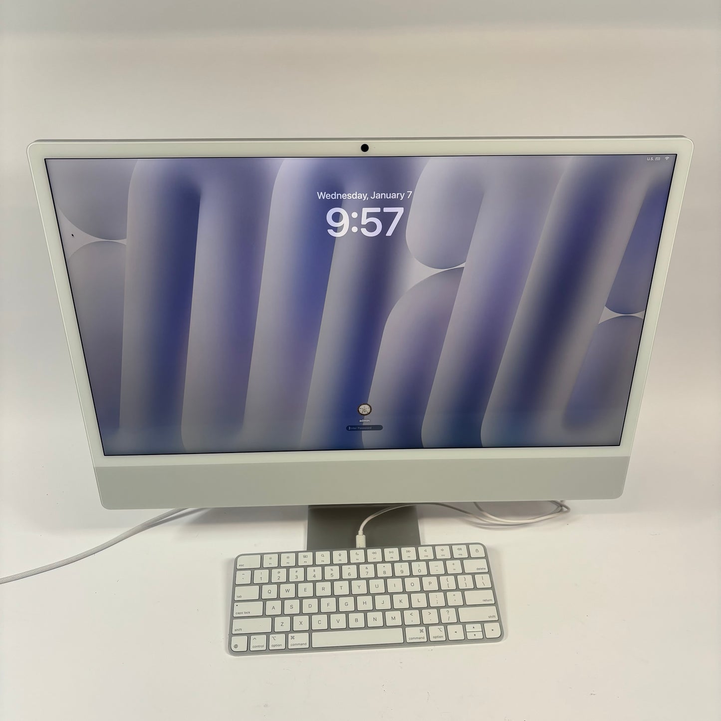 2024 Apple iMac 24" M4 4.5GHz 16GB RAM 256GB SSD Silver MWUC3LL/A