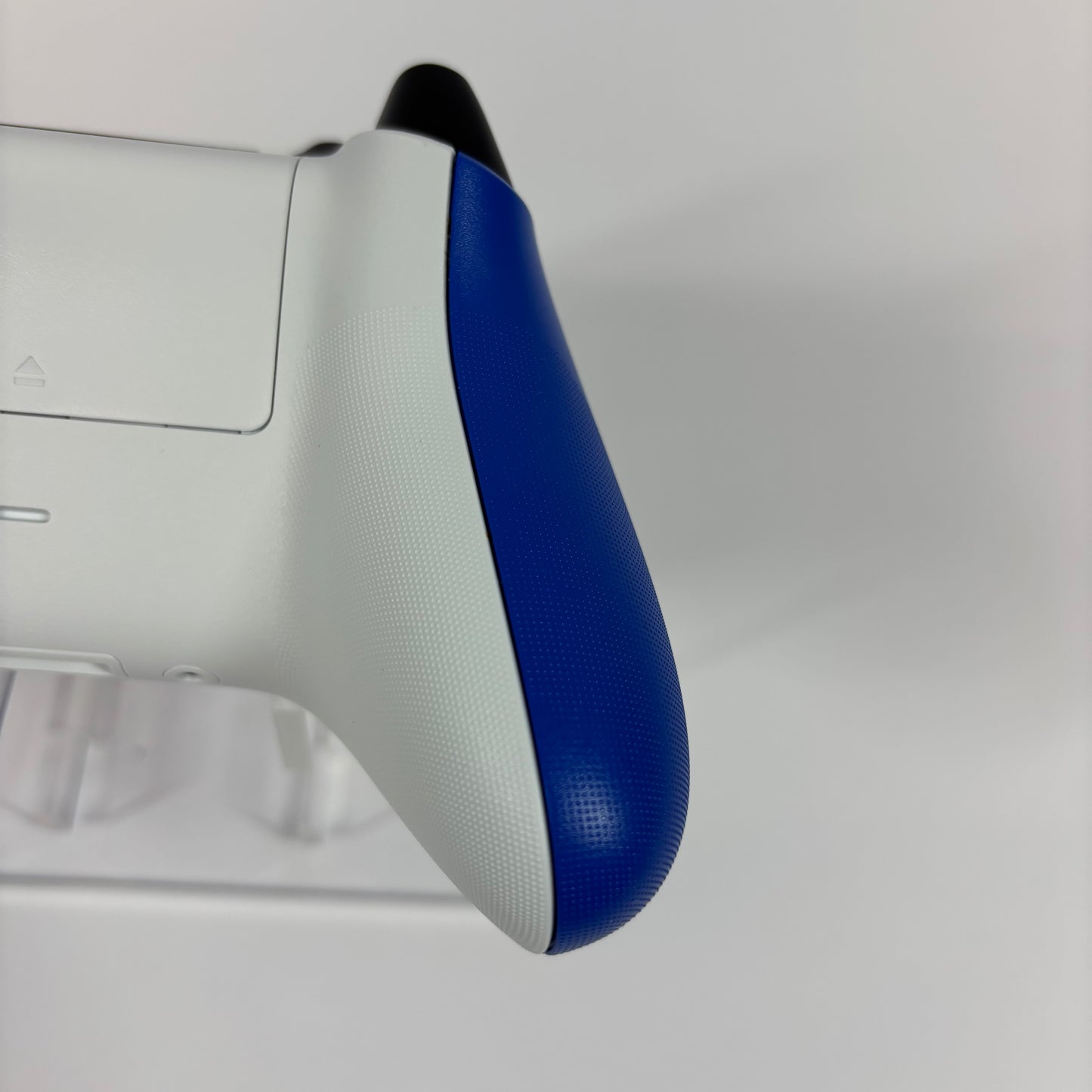 Microsoft Xbox Series X 1TB Console Gaming System Carbon Black 1882