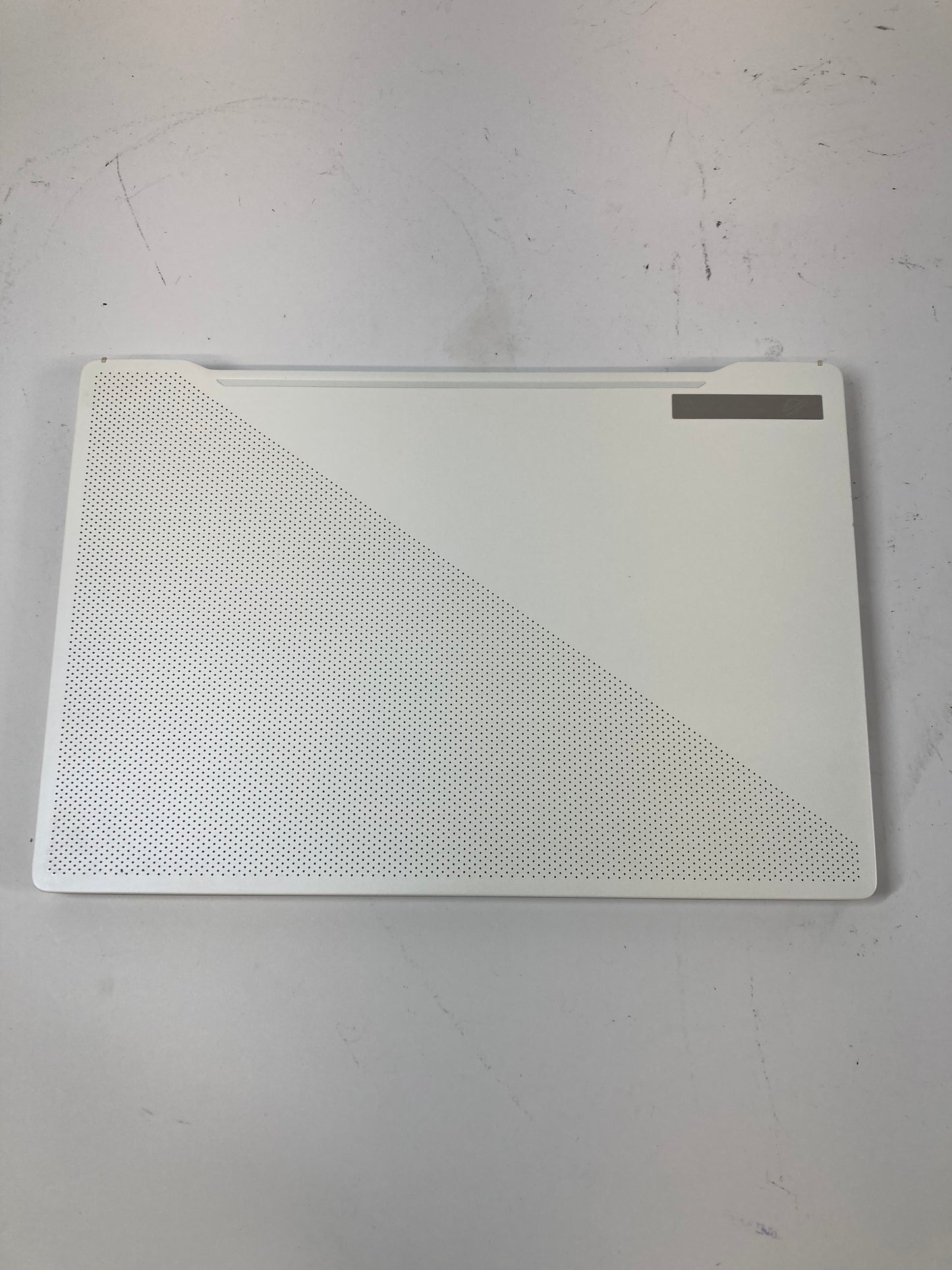 Asus ROG Zephyrus G14 GA401 14" Ryzen 9 4900HS 3.0GHz 16GB RAM 1TB SSD RTX 2060