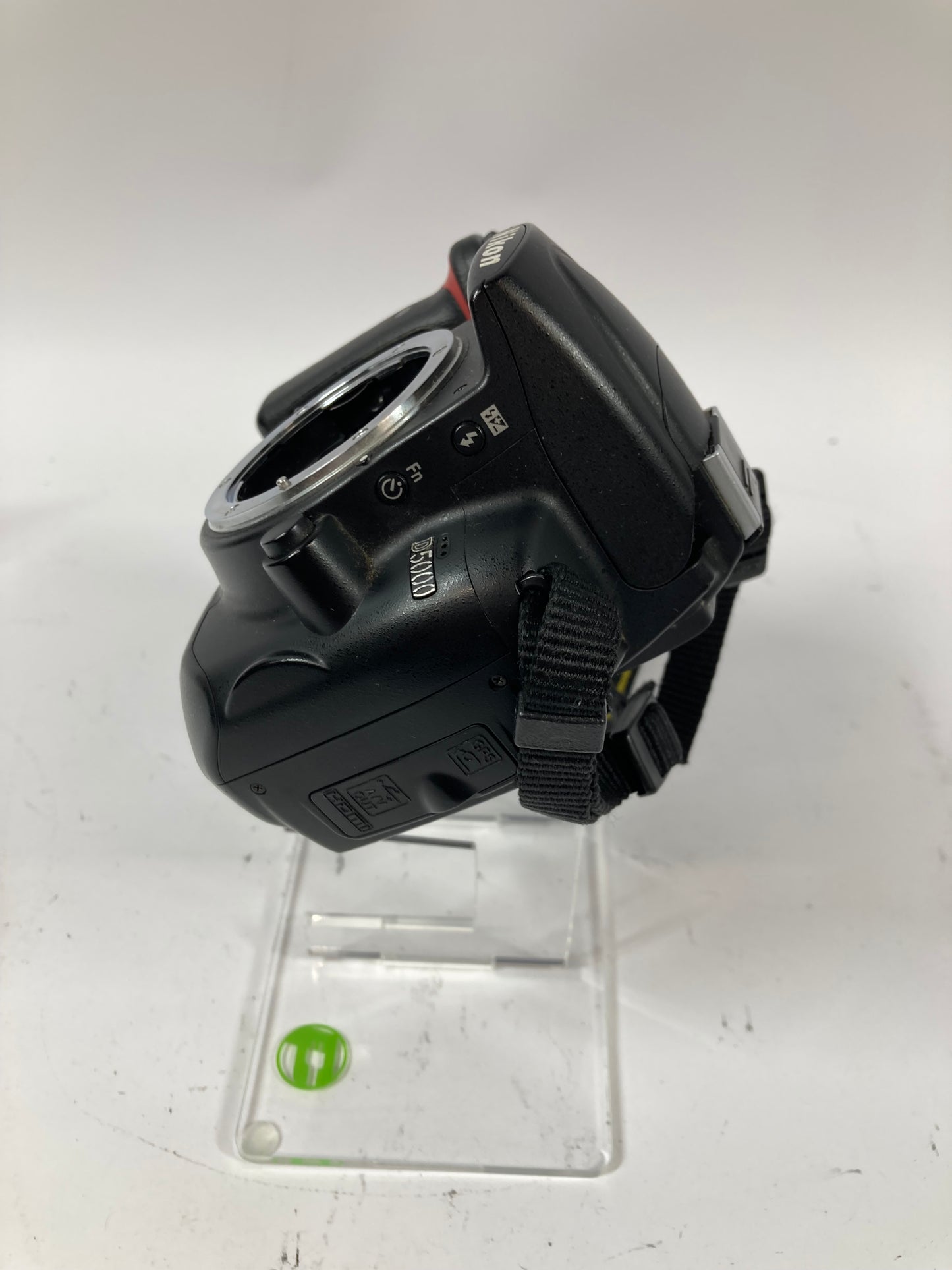 Nikon D5000 12.3MP Digital SLR DSLR Camera Body Only