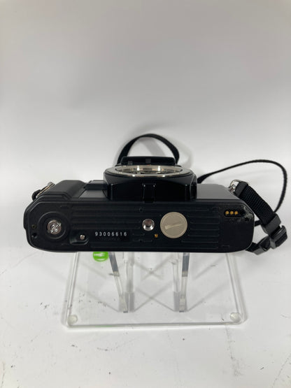 Minolta X-370N 35MM Film Camera 2 Lenses and Extras