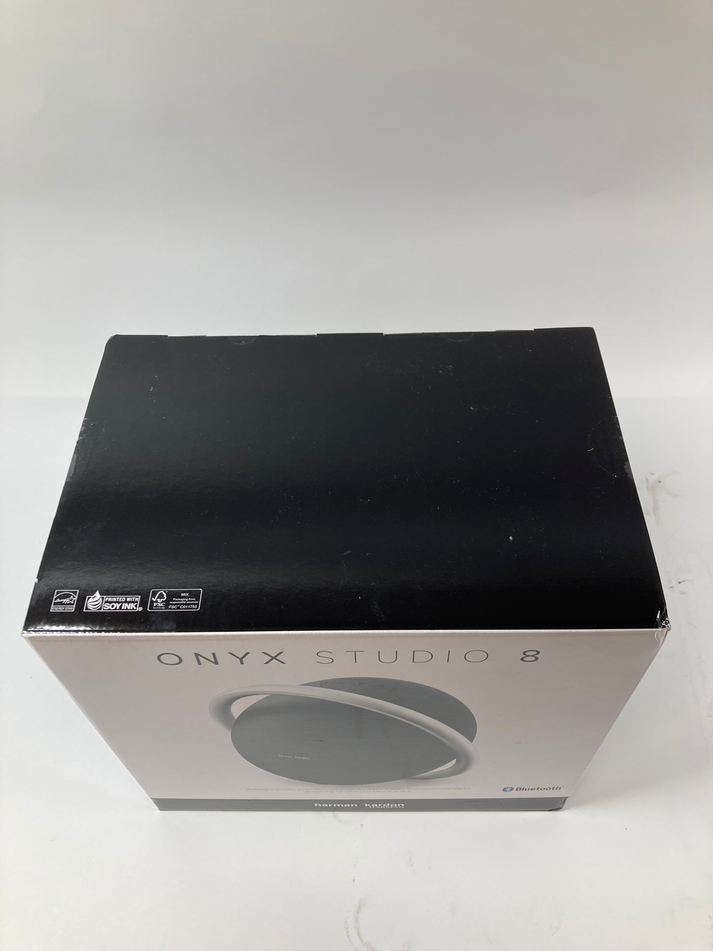 New Harmon Kardon Onyx Studio 8 Bluetooth Speaker Black