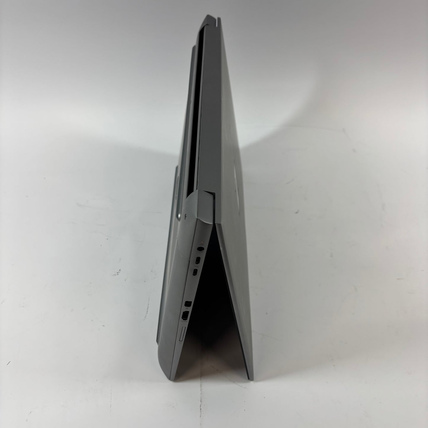 HP ZBook 16 G9 16" i7-12800HX 3.4GHz 64GB RAM 1TB SSD AMD Radeon Pro W6600M