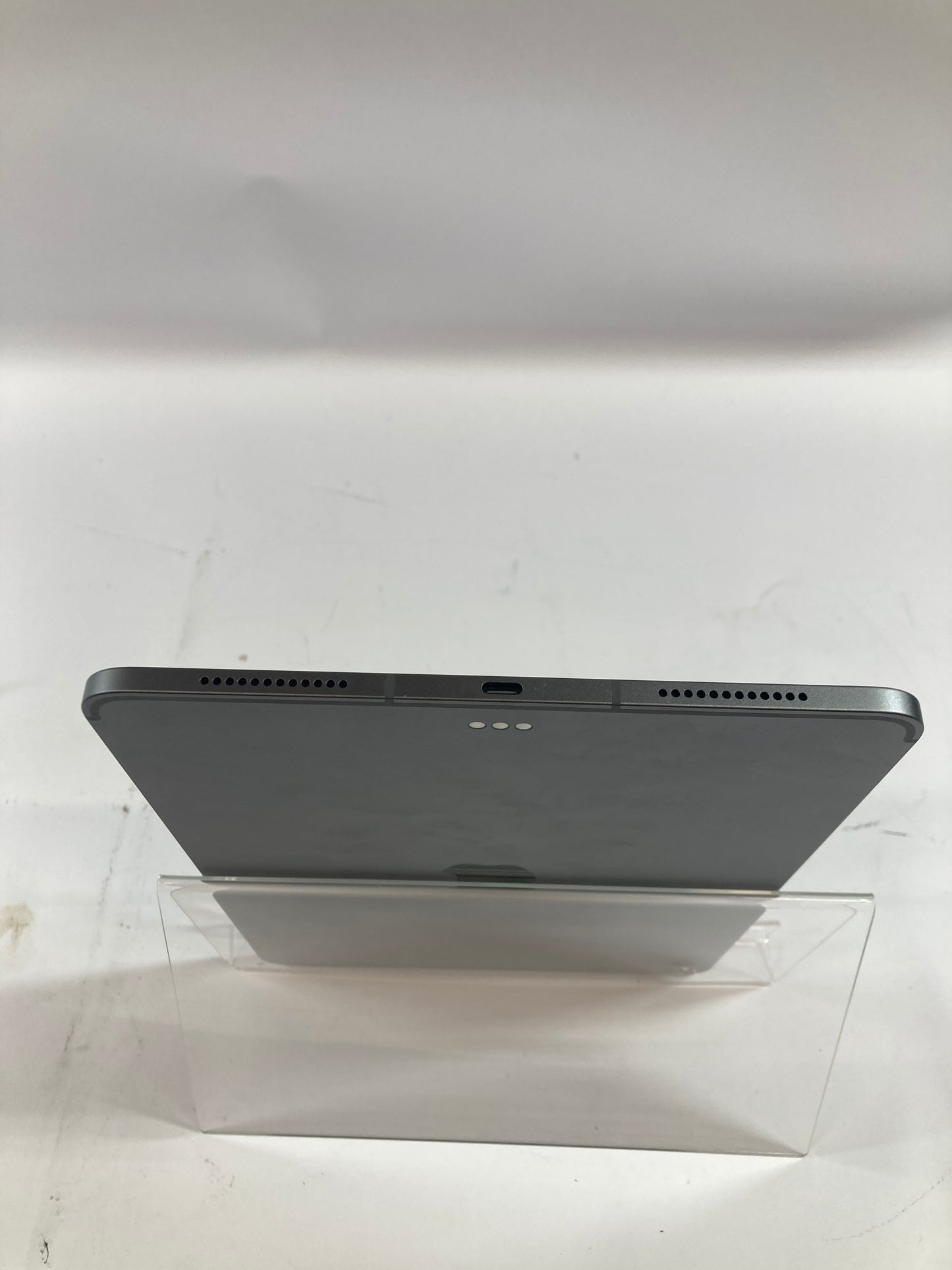 WiFi Only Apple iPad Air 13" M3 128GB Space Gray MCFV4LL/A