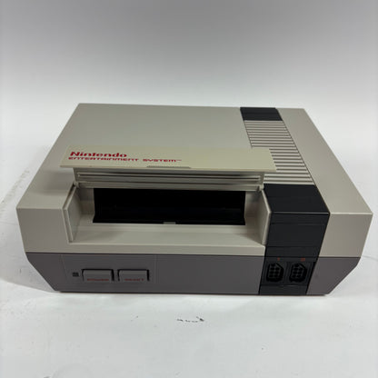 Nintendo Entertainment System NES-001 Gray Action Set CIB
