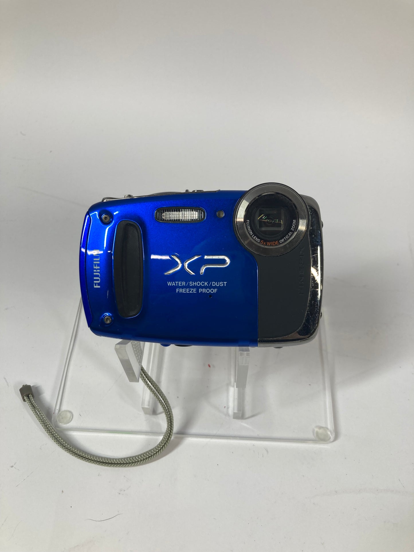 Fujifilm FinePix XP50 14MP Waterproof Shockproof Digital Camera