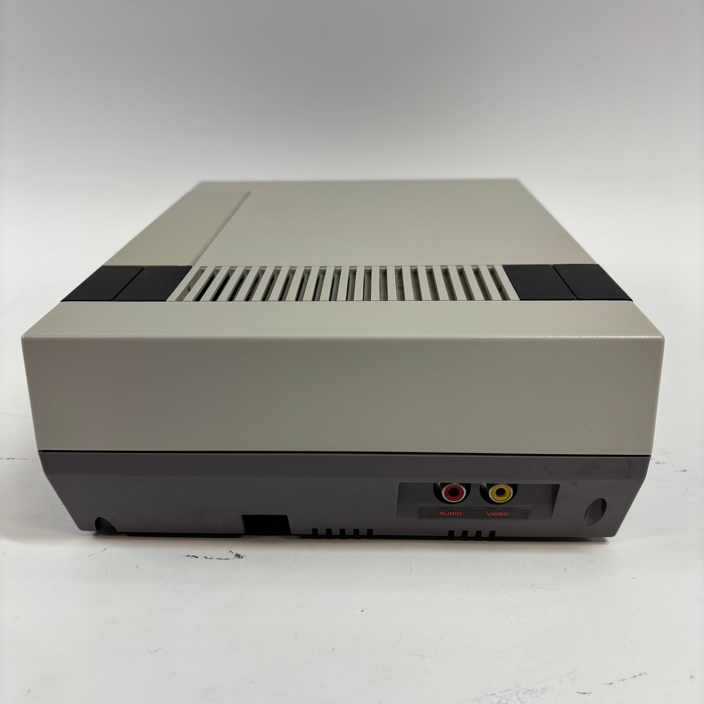 Nintendo Entertainment System NES-001 Gray Action Set CIB