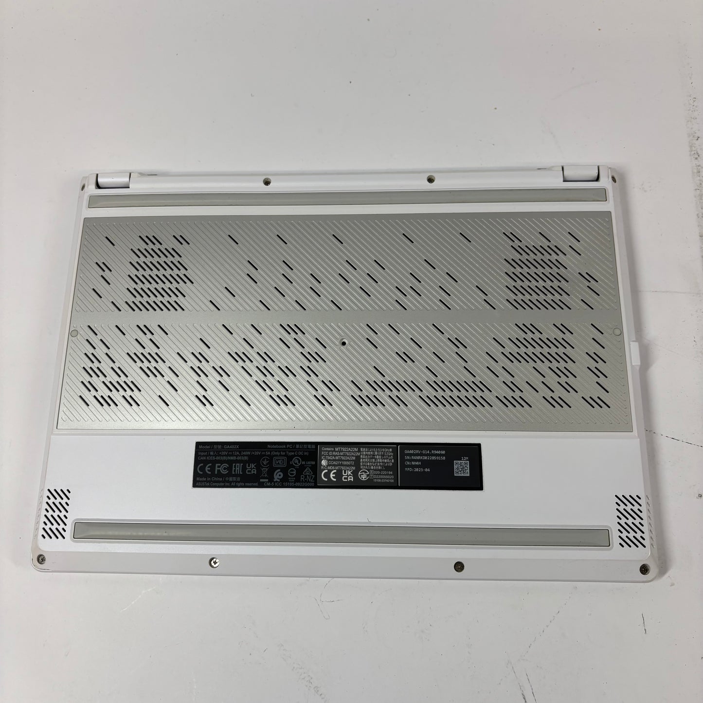 Asus ROG Zephyrus G14 GA402X 14" Ryzen 9 16GB 512GB SSD RTX 4060 Screen Marks