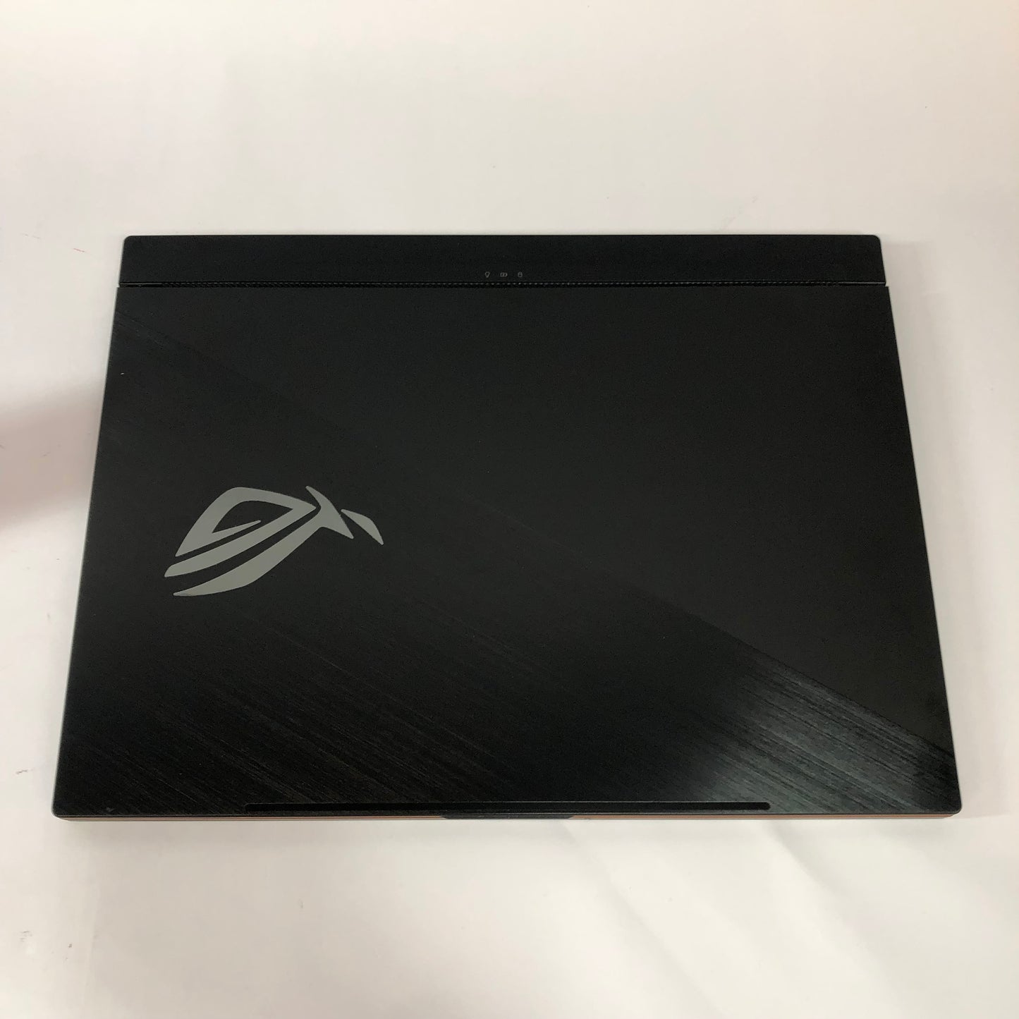 ASUS ROG Zephyrus S GX531G 15" i7-8750H 2.2GHz 16GB 512GB GeForce GTX 1070 Max-Q