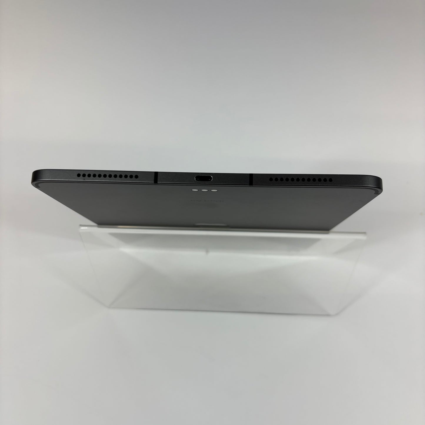 Unlocked Apple iPad Air 5th Gen 256GB Space Gray MM713LL/A