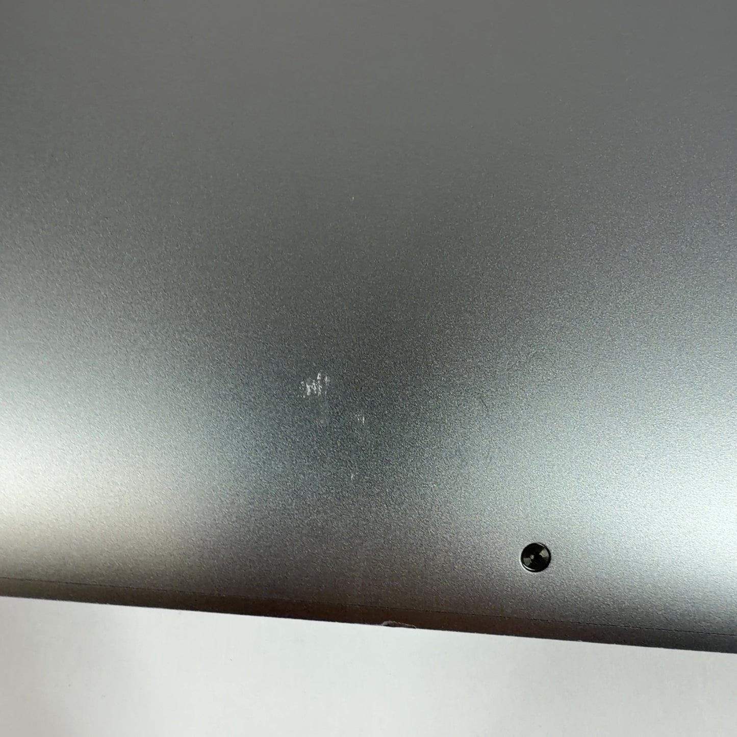 2017 Apple MacBook Pro 15" i7 2.8GHz 16GB RAM 256GB SSD Space Gray A1707