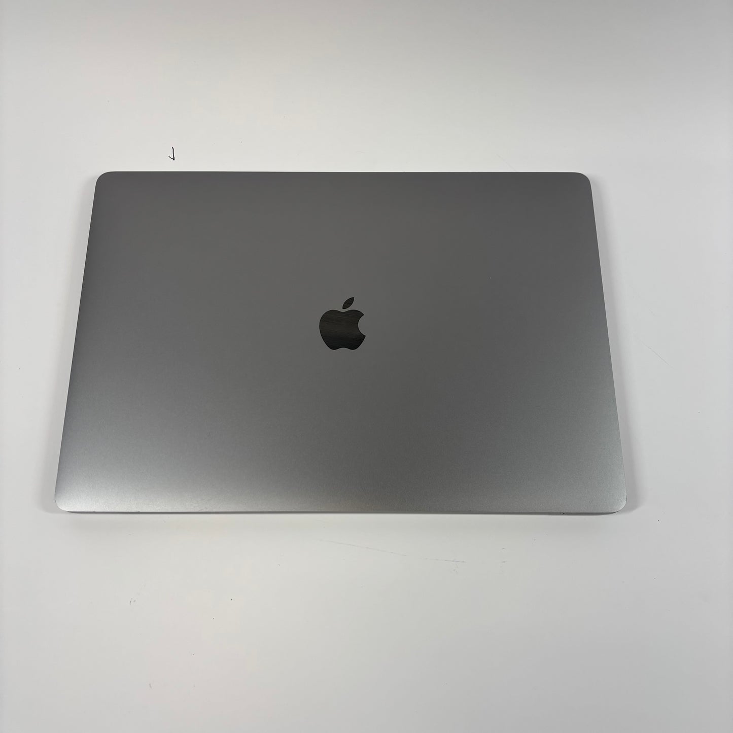 2019 Apple MacBook Pro 16" i7 2.6GHz 16GB RAM 512GB SSD Space Gray MVVJ2LL/A