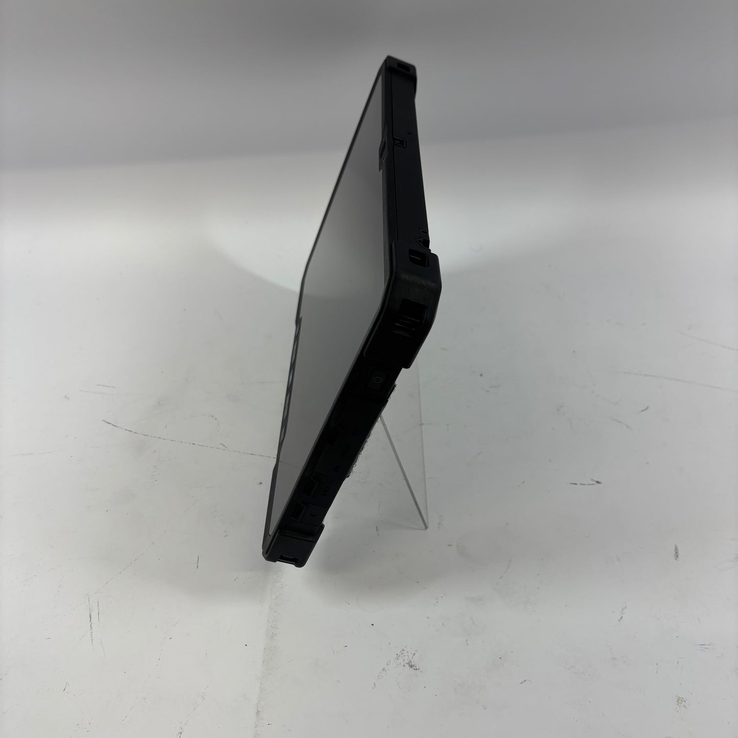 Dell Latitude 7212 Rugged Extreme 7212 11.6" i5-8350U 1.7GHz 8GB RAM 128GB SSD