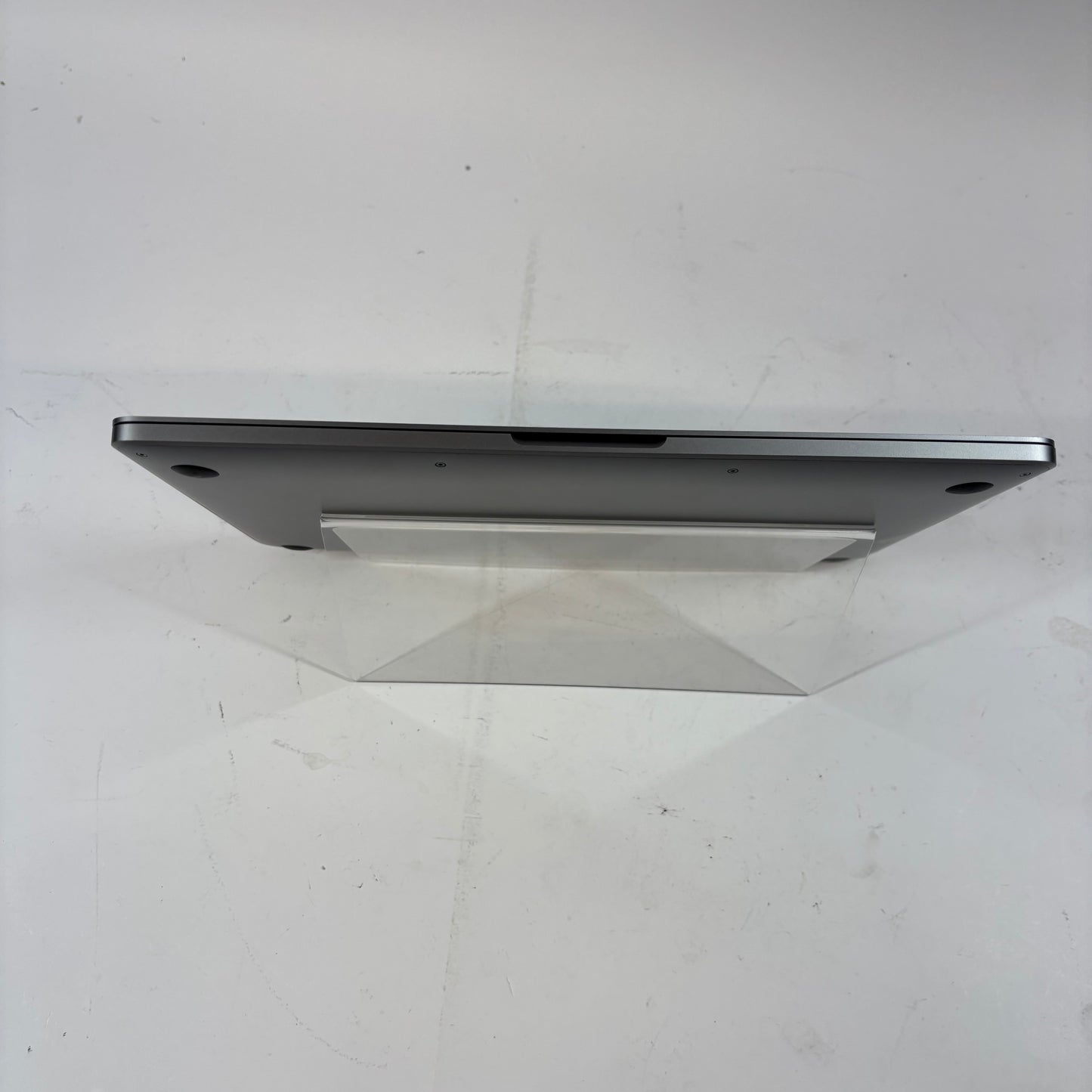 2020 Apple MacBook Pro 13.3" i5 1.4GHz 8GB RAM 256GB SSD Space Gray A2289