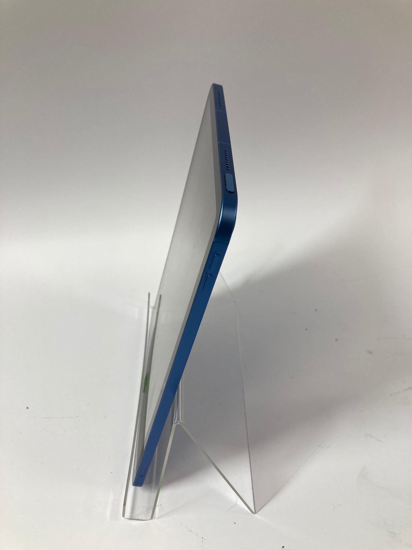 Unlocked Apple iPad 10th Gen 64GB Blue MQ6K3LL/A