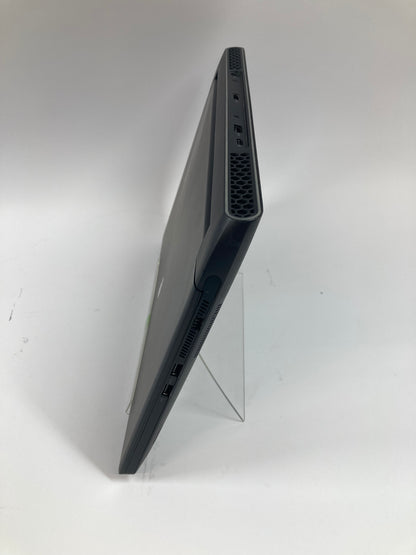 Alienware M15 Ryzen Edition R5 15.6" Ryzen 9 5900HX 16GB 1TB GeForce RTX 3070