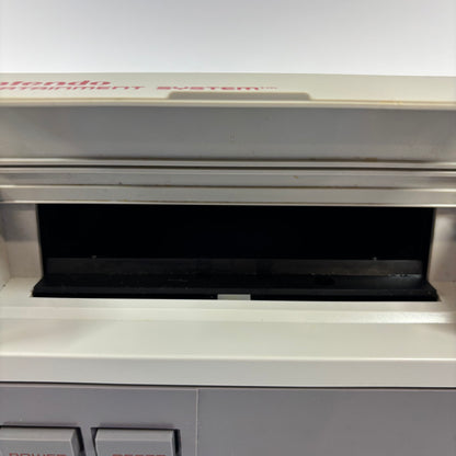 Nintendo Entertainment System NES-001 Gray Action Set CIB