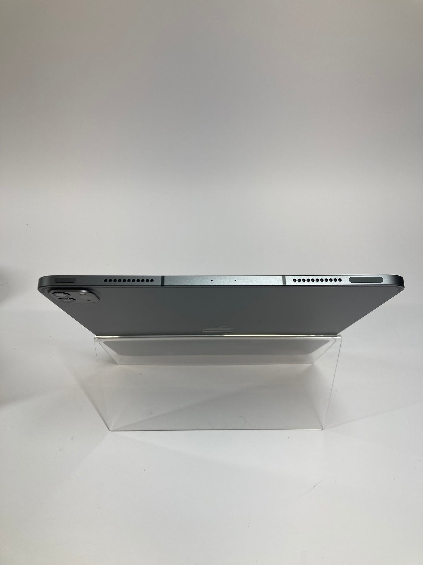 Unlocked Apple iPad Pro 12.9" 5th Gen 128GB Space Gray MHNR3LL/A