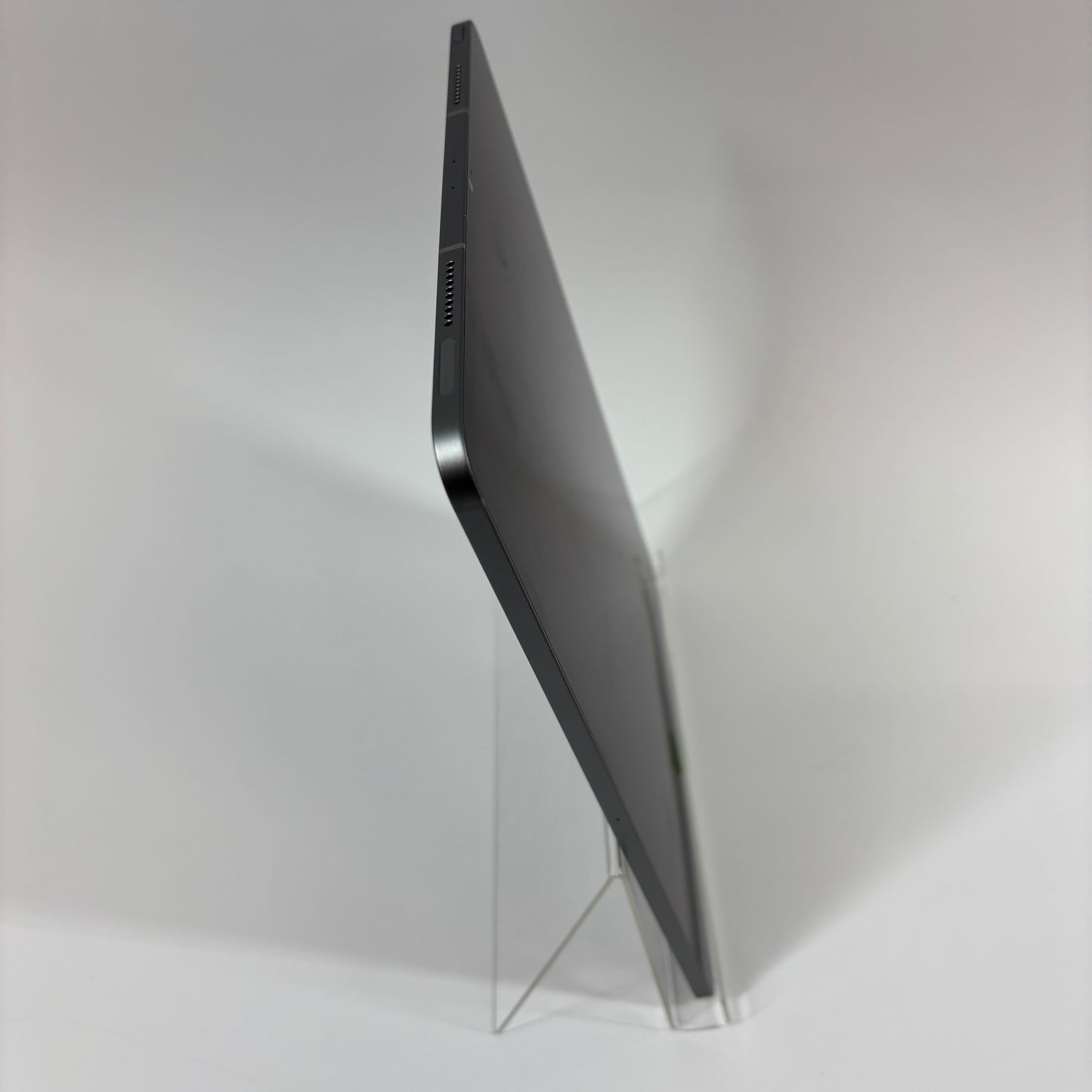 Unlocked Apple iPad Pro 12.9" 6th Gen 512GB Space Gray MP623LL/A