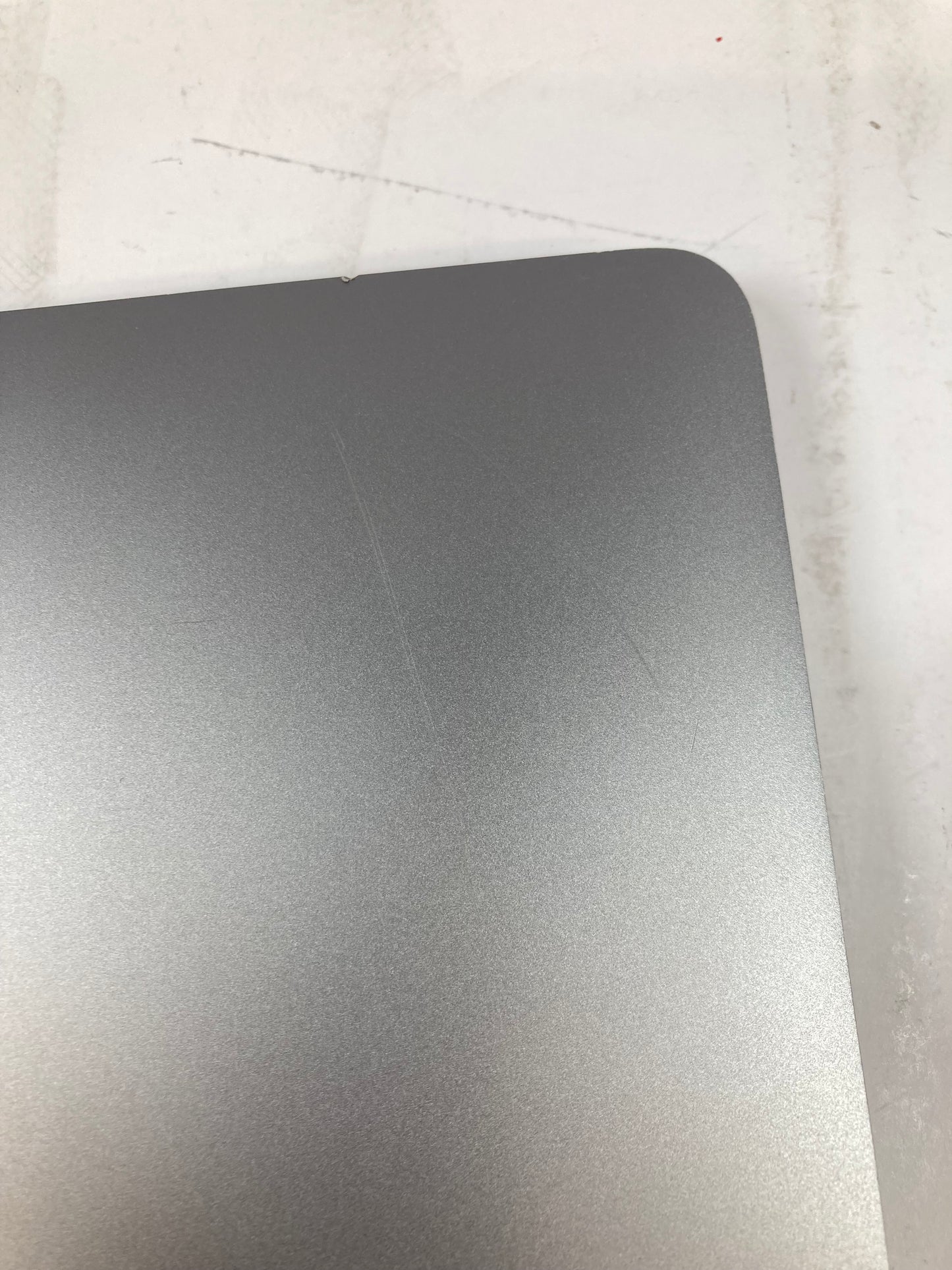 2019 Apple MacBook Pro 16" i7 2.6GHz 16GB RAM 1TB SSD Space Gray A2141 Scratches Dents