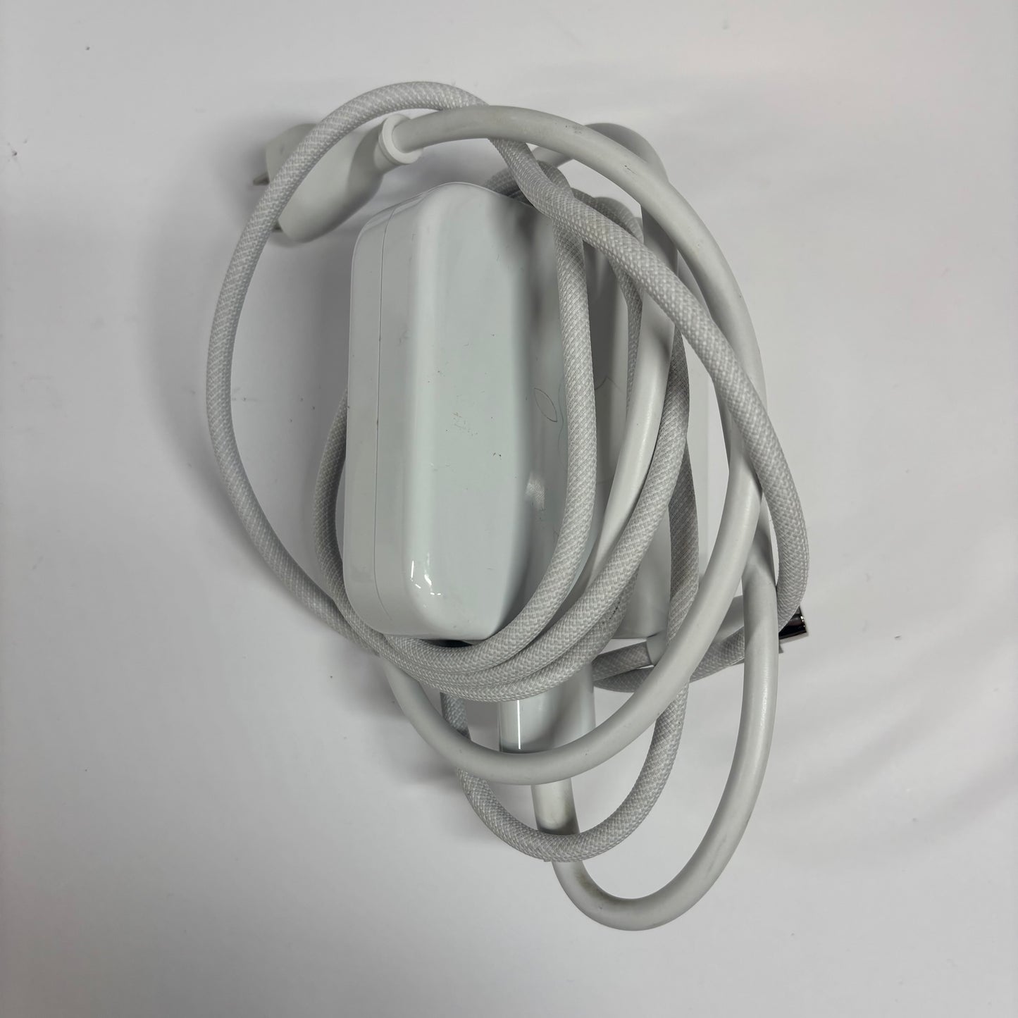 2024 Apple iMac 24" M4 4.5GHz 16GB RAM 256GB SSD Silver MWUC3LL/A