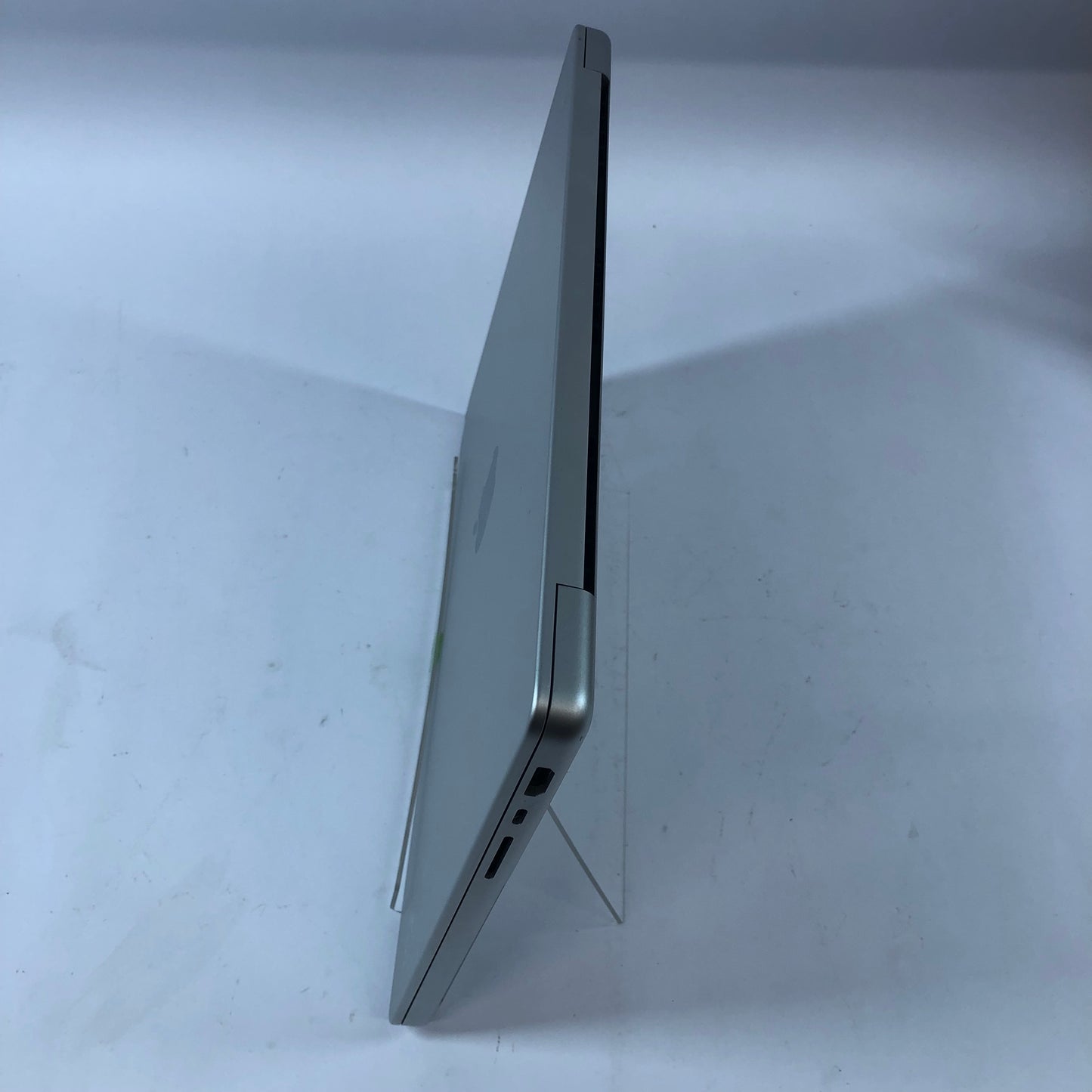 2020 Apple MacBook Pro 14" M2 16C GPU 3.5GHz 8GB RAM 512GB SSD A2779